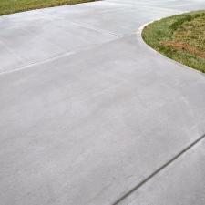 Red Clay Removal and Driveway Cleaning in Charlotte, NC 1